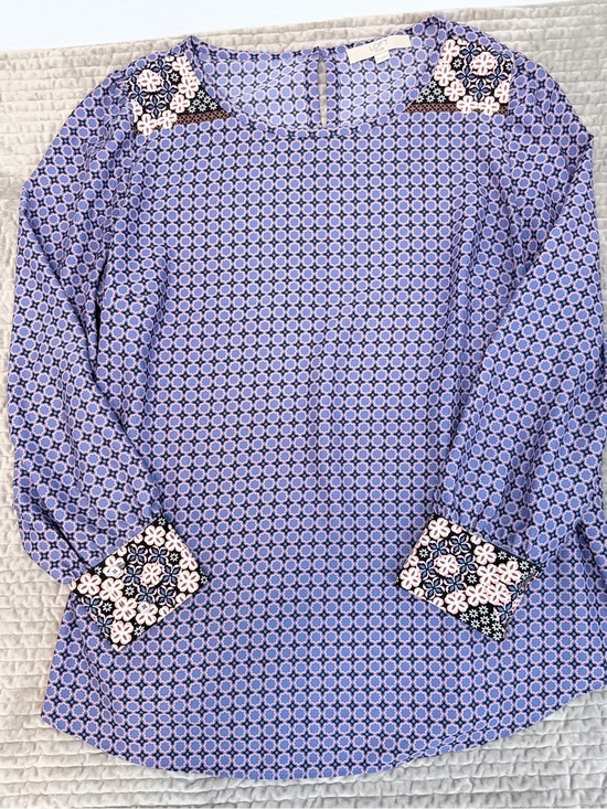 LOFT Tops - LOFT Plus Floral Trim Geometric Print Blouse Size 18 Lavender Long Sleeve Top